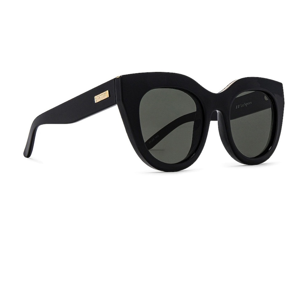Le Specs Air Heart